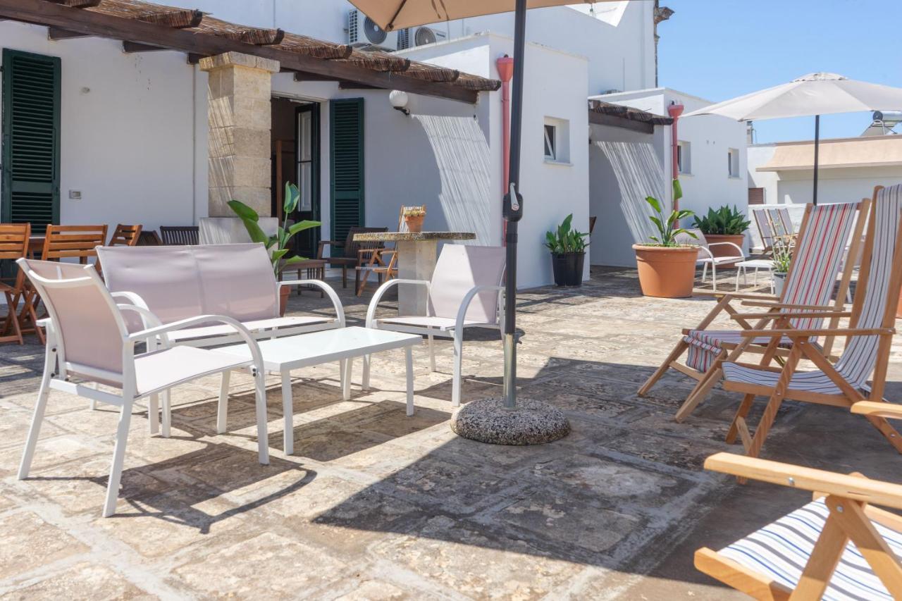 Palazzo Ashian Bed & Breakfast Acquarica del Capo Eksteriør bilde