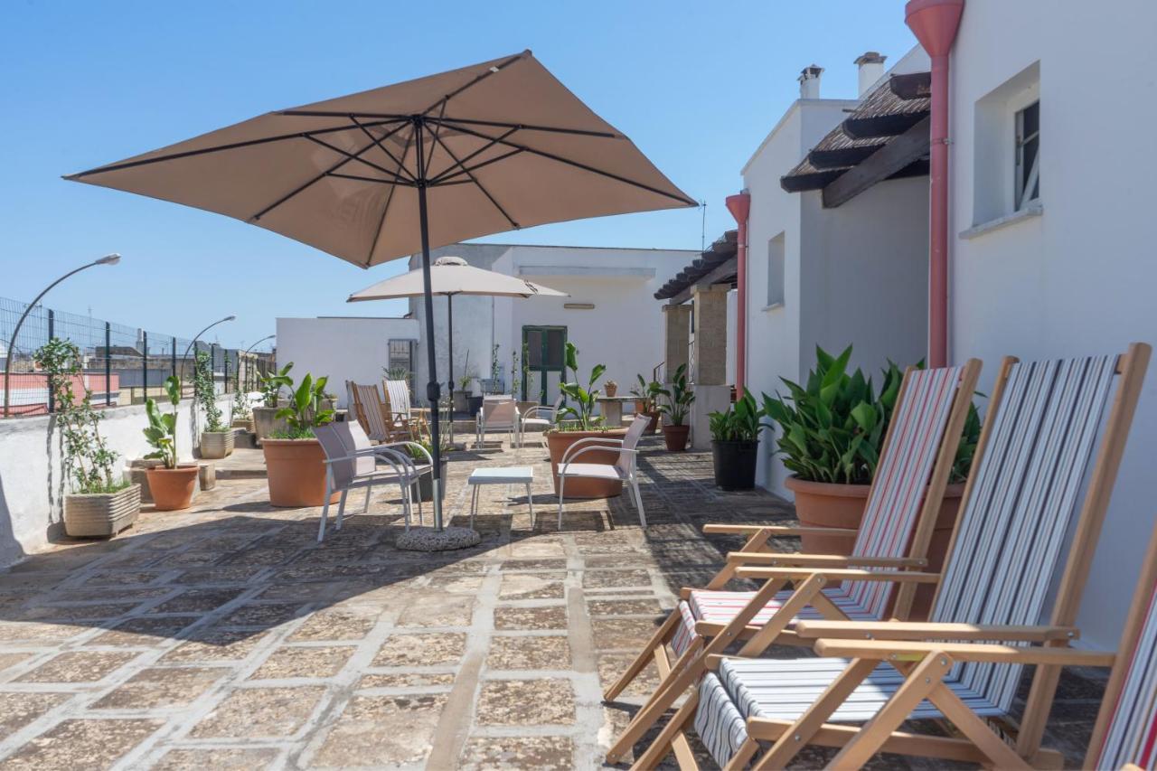 Palazzo Ashian Bed & Breakfast Acquarica del Capo Eksteriør bilde