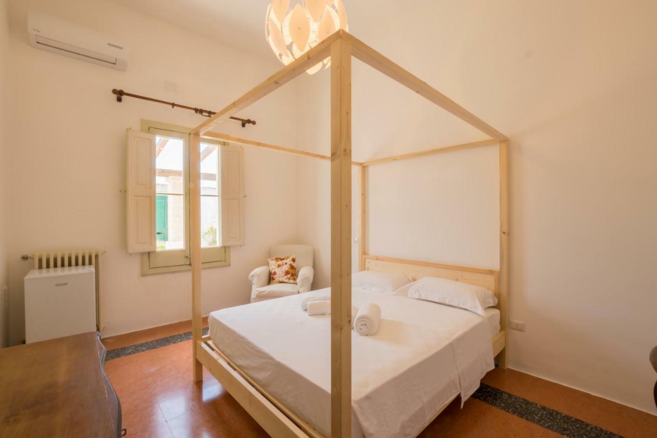 Palazzo Ashian Bed & Breakfast Acquarica del Capo Eksteriør bilde