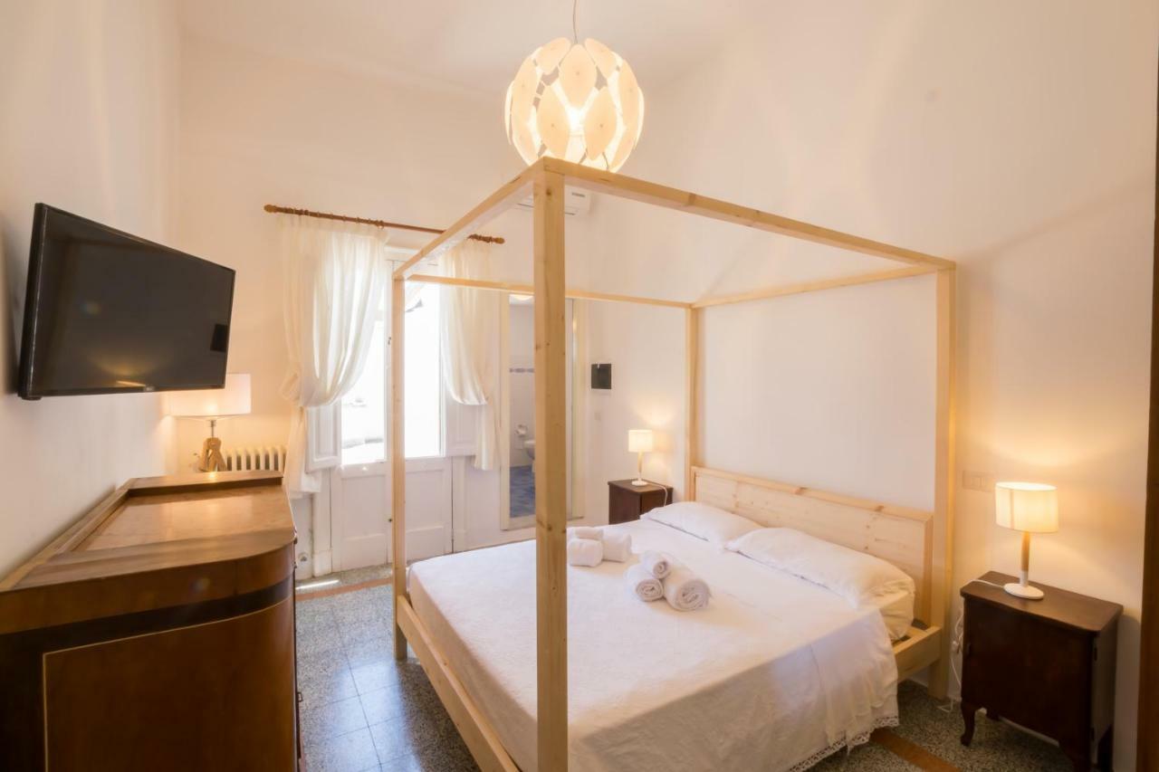Palazzo Ashian Bed & Breakfast Acquarica del Capo Eksteriør bilde