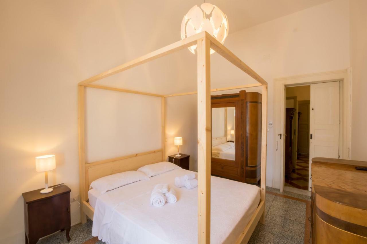 Palazzo Ashian Bed & Breakfast Acquarica del Capo Eksteriør bilde